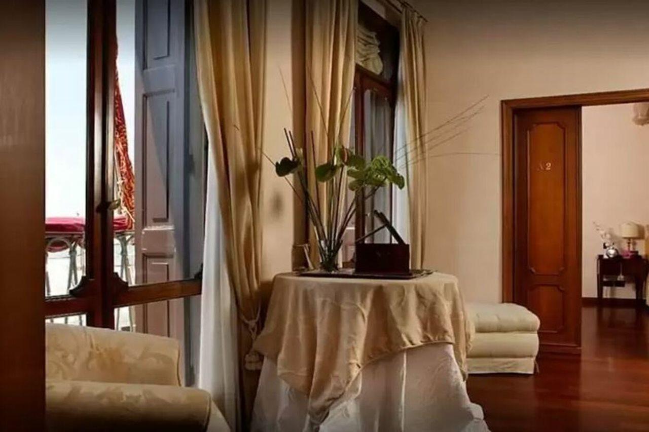 B&B ラ ローザ デイ ベンティ ヴェネツィア エクステリア 写真